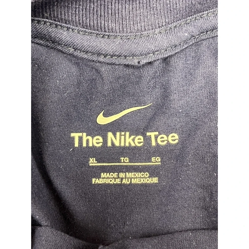 NIKE USA NATIONAL SOCCER MENS LOGO T SHIRT XL NWT NAVY BELIEVE UNITED STATES NWT